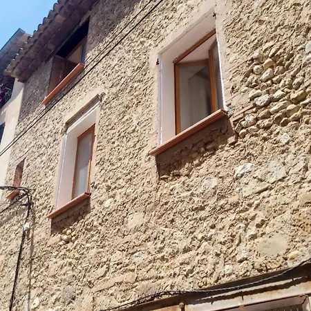 Maison De Village A De 87m2 *