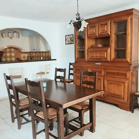 Maison De Village A De 87m2